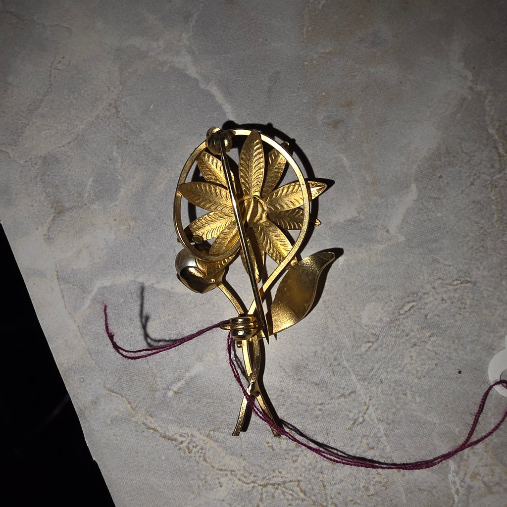Vintage Daisy and Bud Faux Pearl Brooch