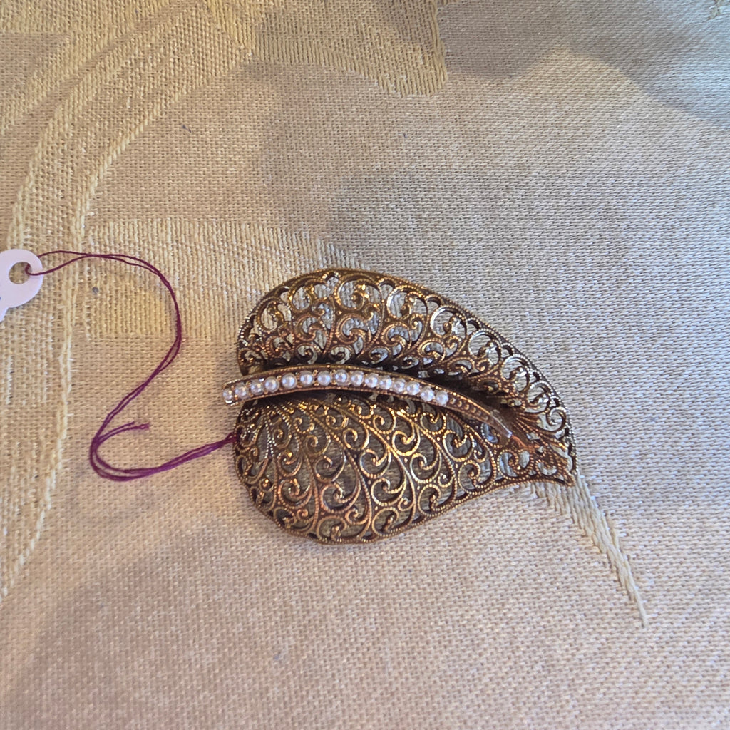 Vintage Gold Tone Filigree Leaf Brooch with Faux Pearls | Mid-Century