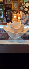 White lotus flower votive