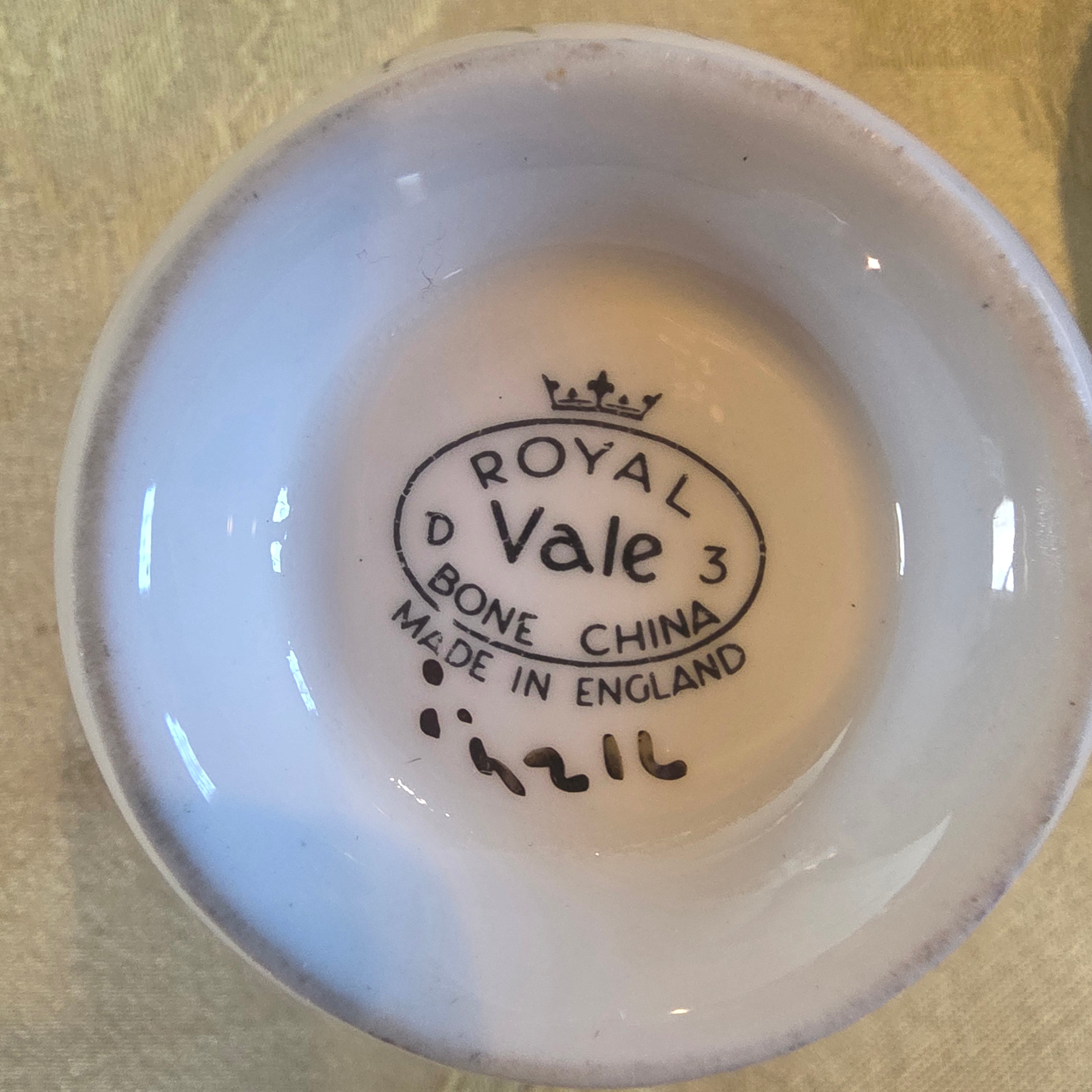 Vintage Royal Vale Fine Bone China Teacup & Saucer Set – Burgundy Floral Pattern with Gold Trim – Made in England