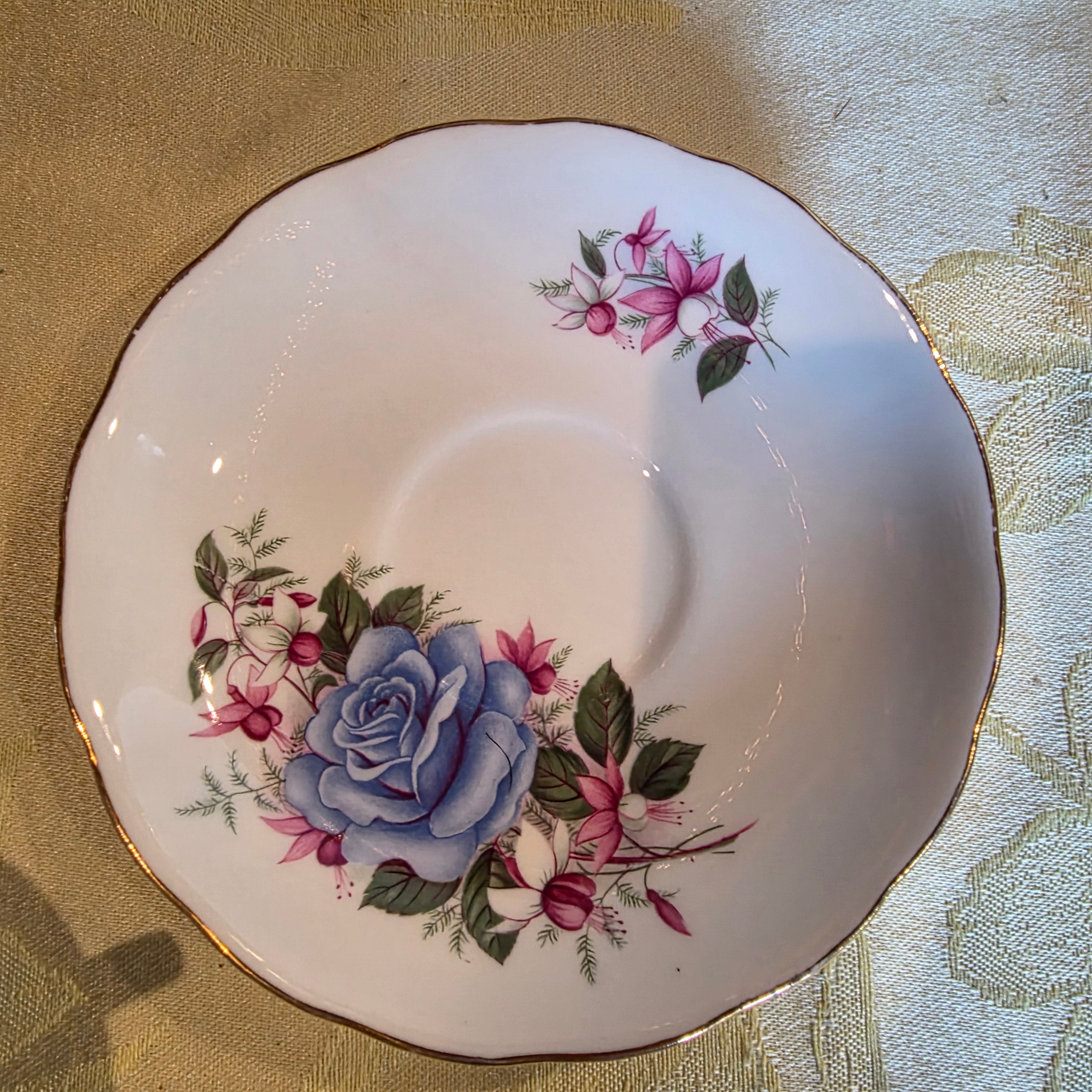Vtg. Royal Vale Bone China cup & saucer blue rose and fuschia #7871