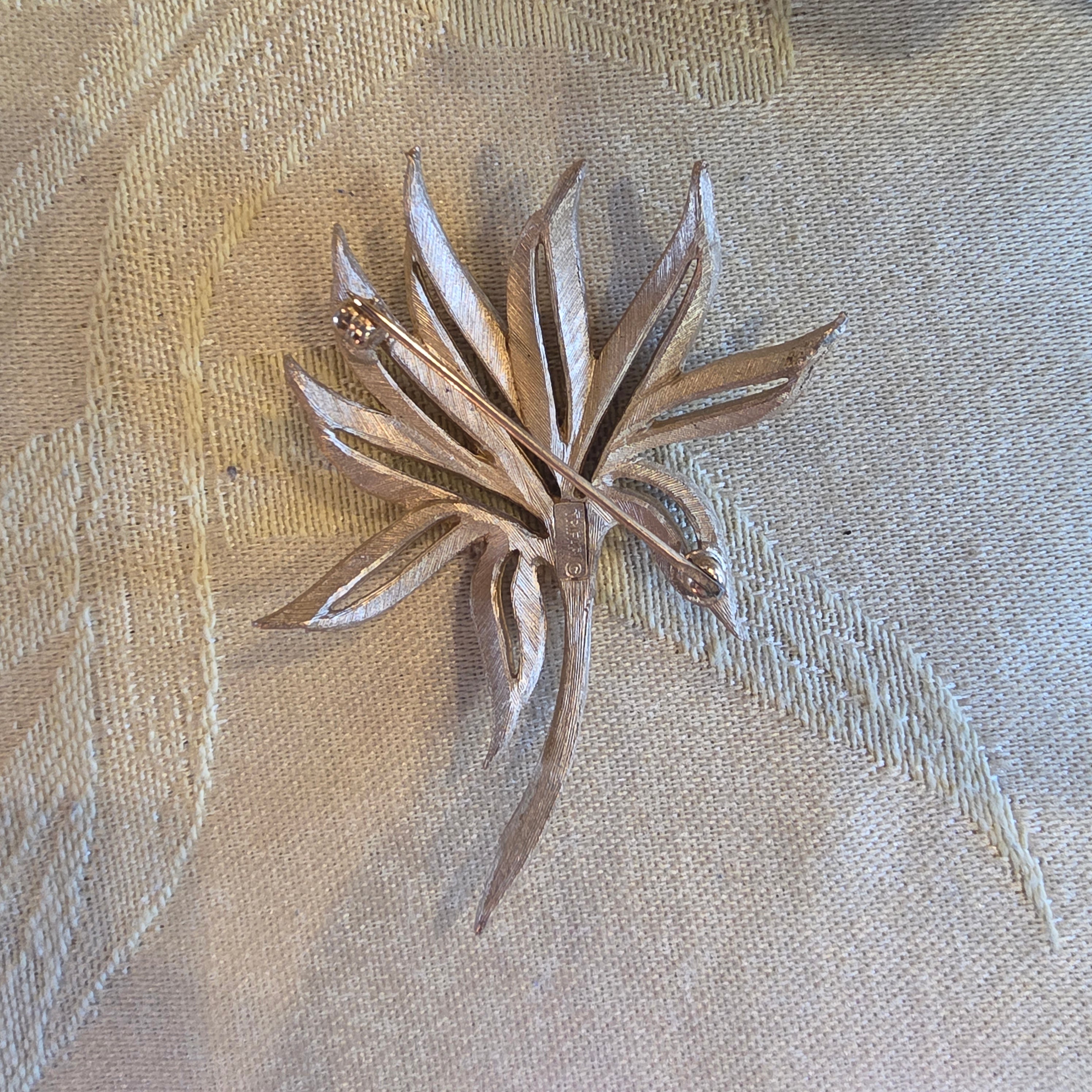 Vintage Crown Trifari Gold Leaf Brooch - Mid-Century Brushed & Polished Pin