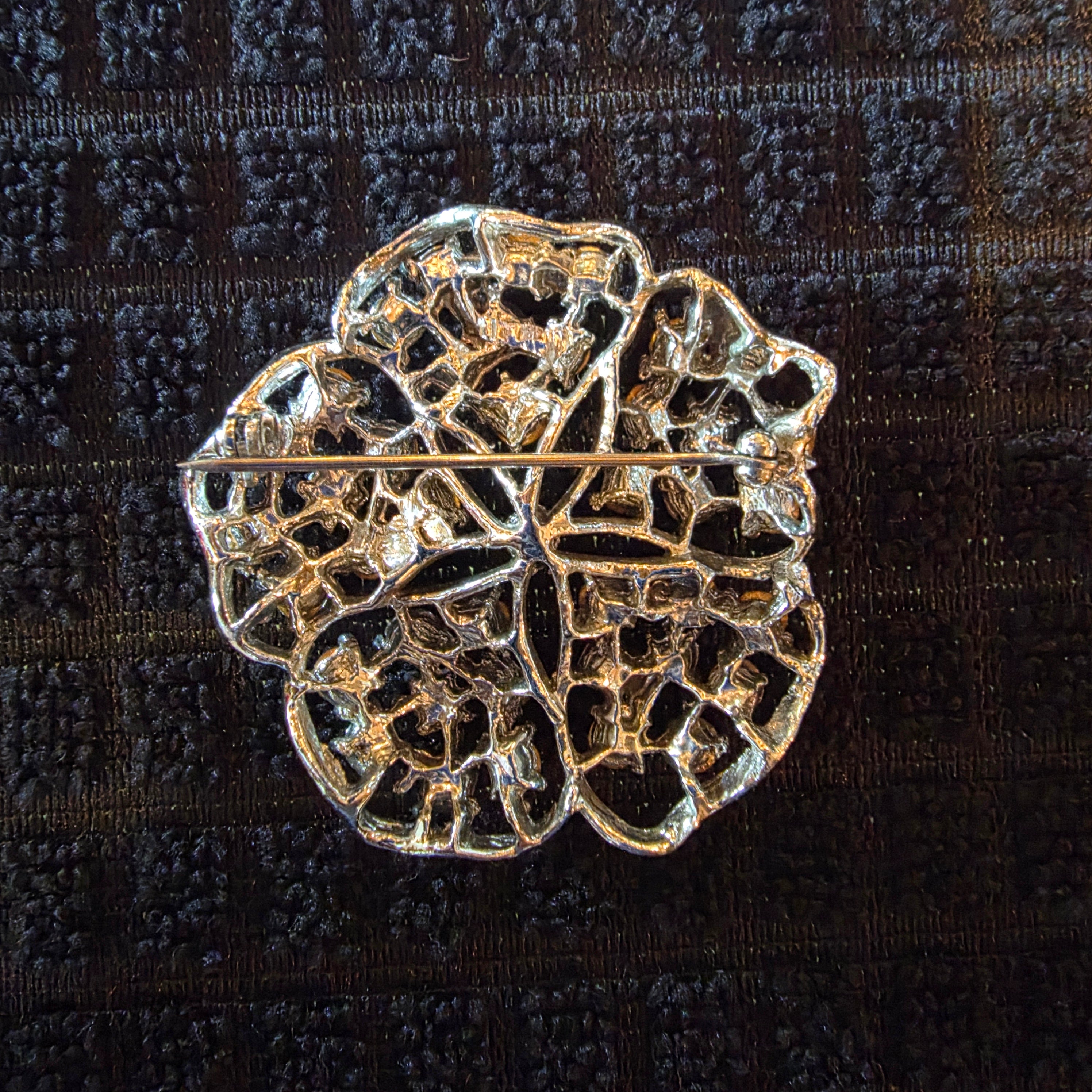 Vintage Silver Rhinestone Flower Brooch Pin Crystal Floral Wedding Prom Jewelry