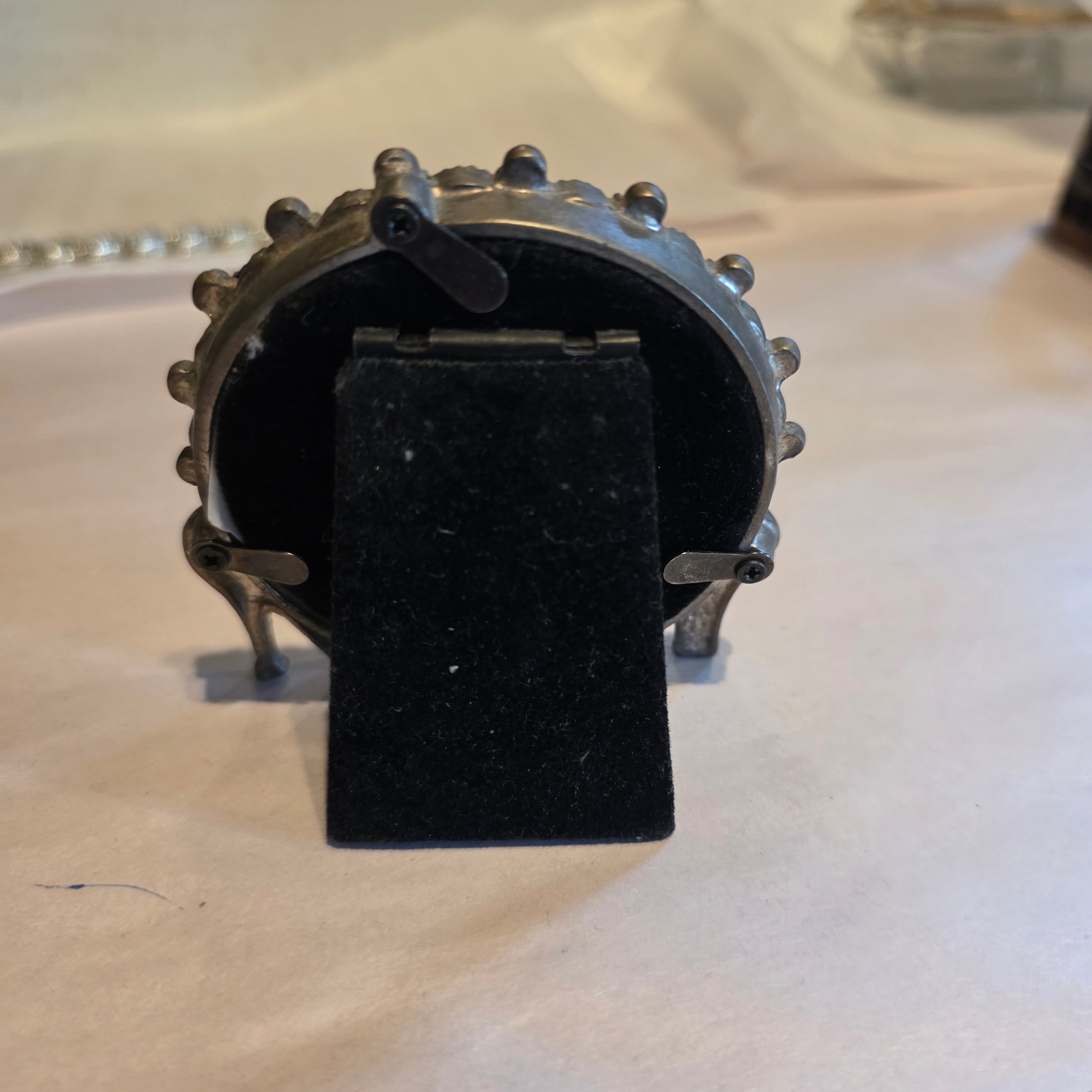 Small picture frame with shoes