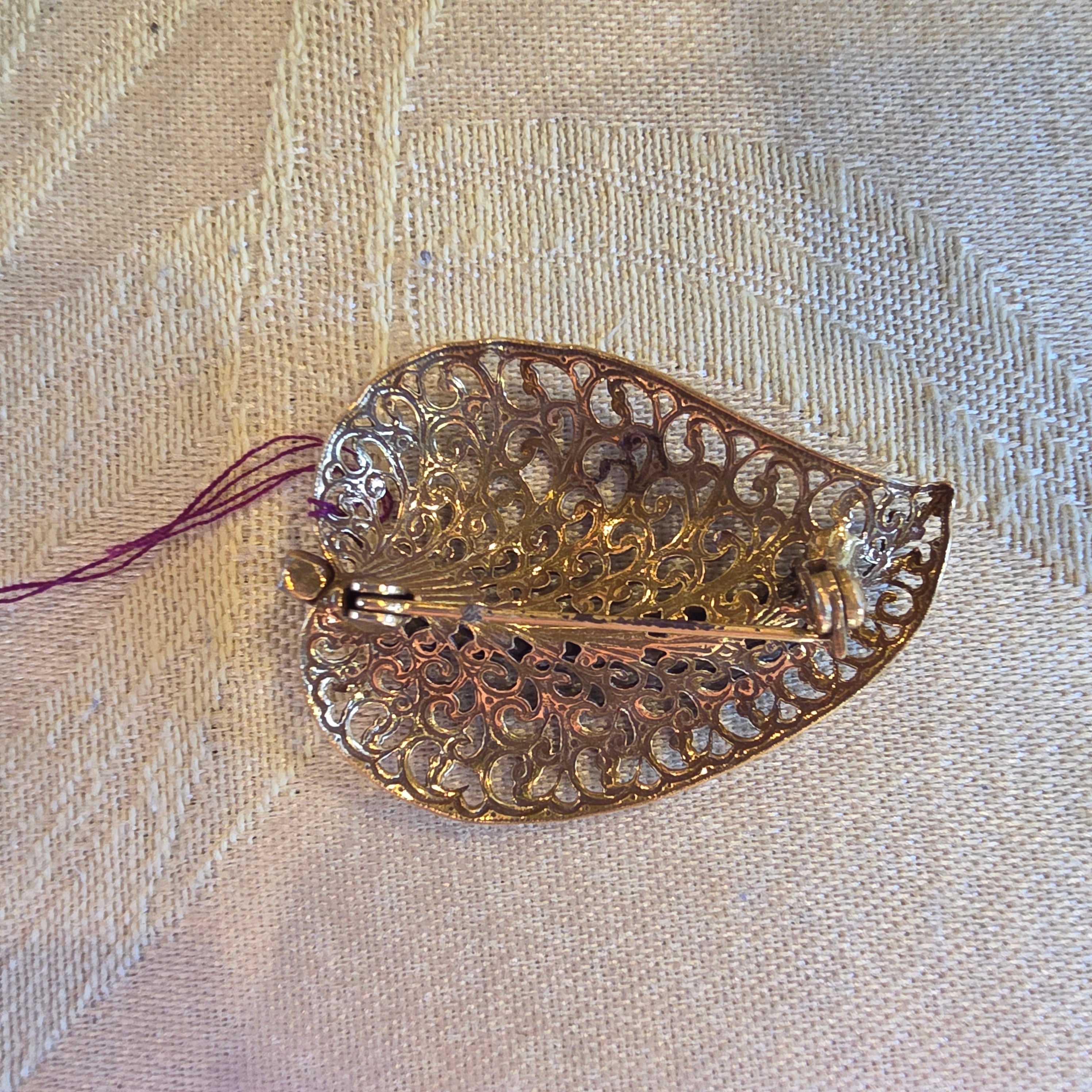 Vintage Gold Tone Filigree Leaf Brooch with Faux Pearls | Mid-Century