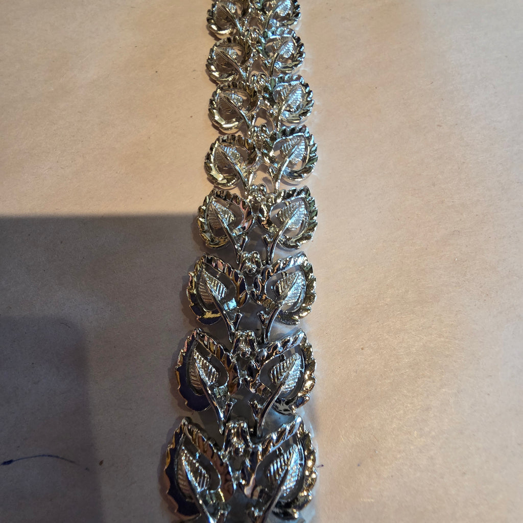 Coro mid century silvertone Pegasus leaf bracelet
