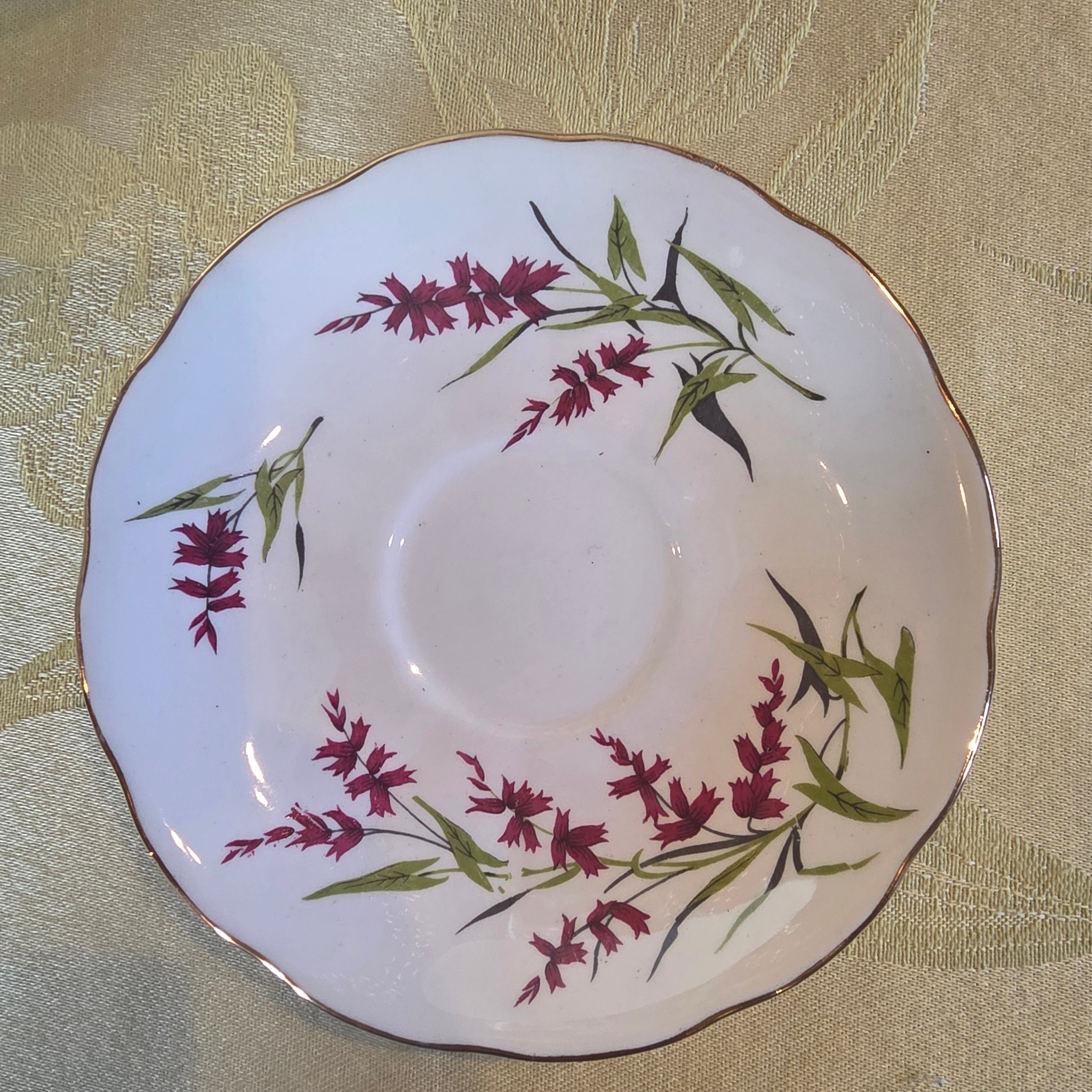 Vintage Royal Vale Fine Bone China Teacup & Saucer Set – Burgundy Floral Pattern with Gold Trim – Made in England