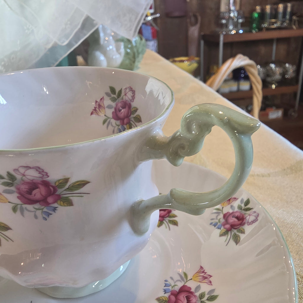 Vintage Rosina England Red Roses Teacup & Saucer Set | Fine Bone China | Gold Trim