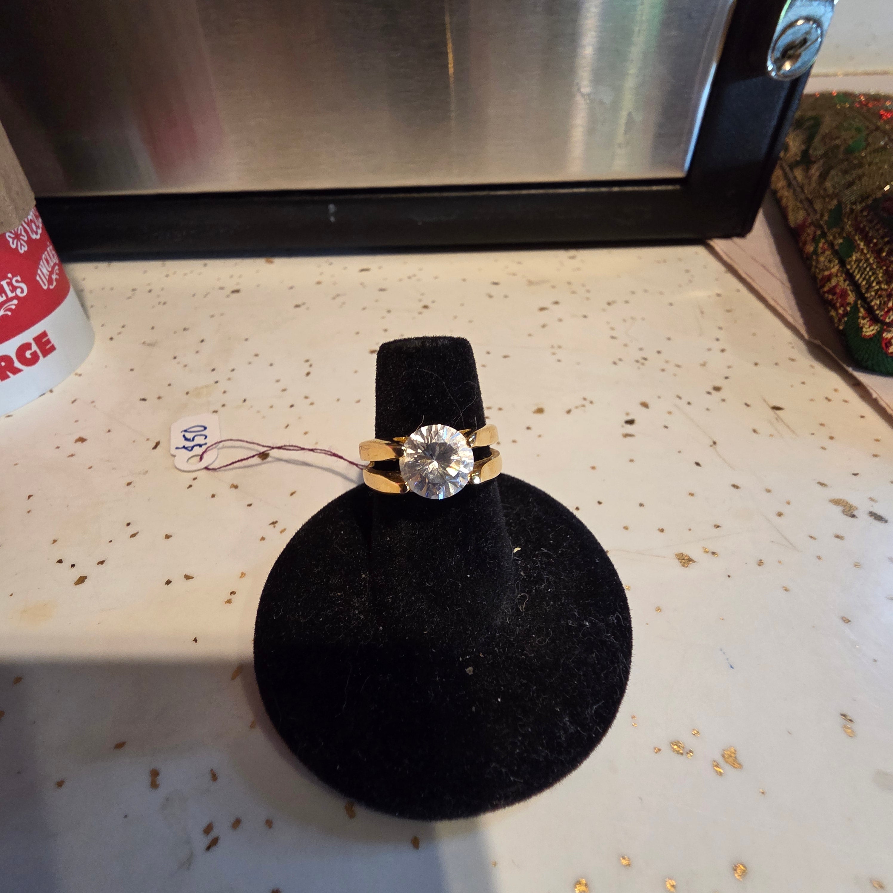18kt gold filled ring with stone