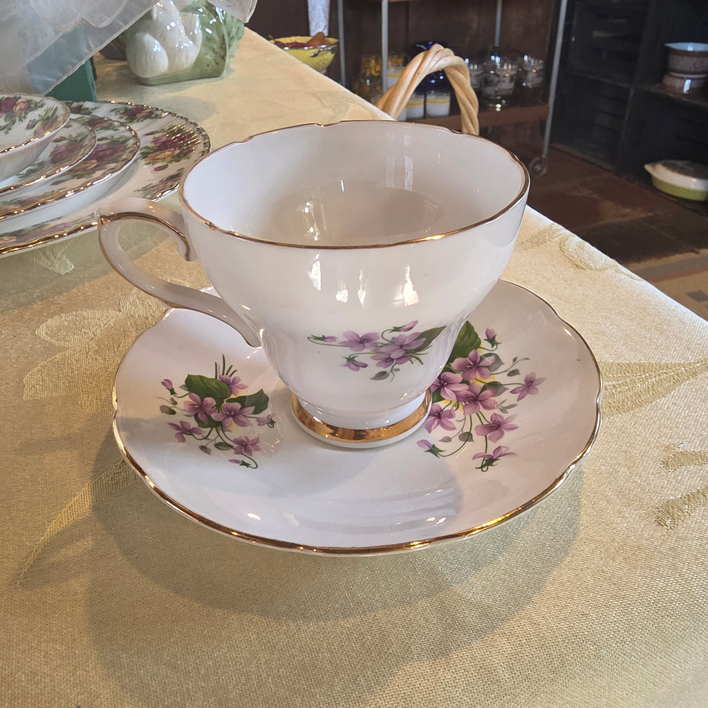 Vintage Royal Sutherland Bone China Teacup & Saucer Set | Staffordshire England Purple Violets Floral Gold Trim
