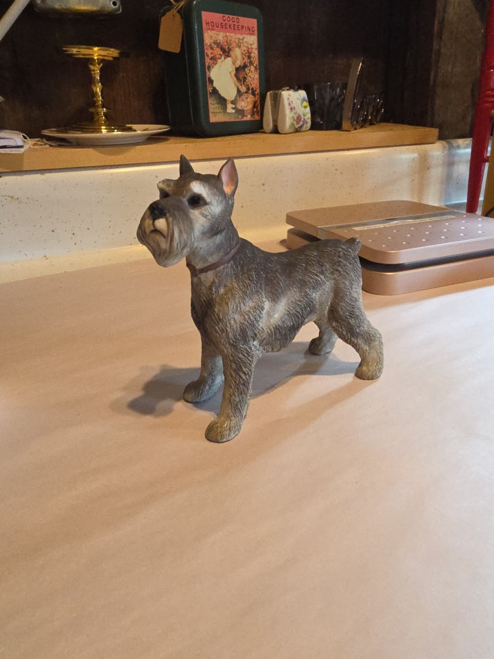 Boehm Schnauzer 40144
