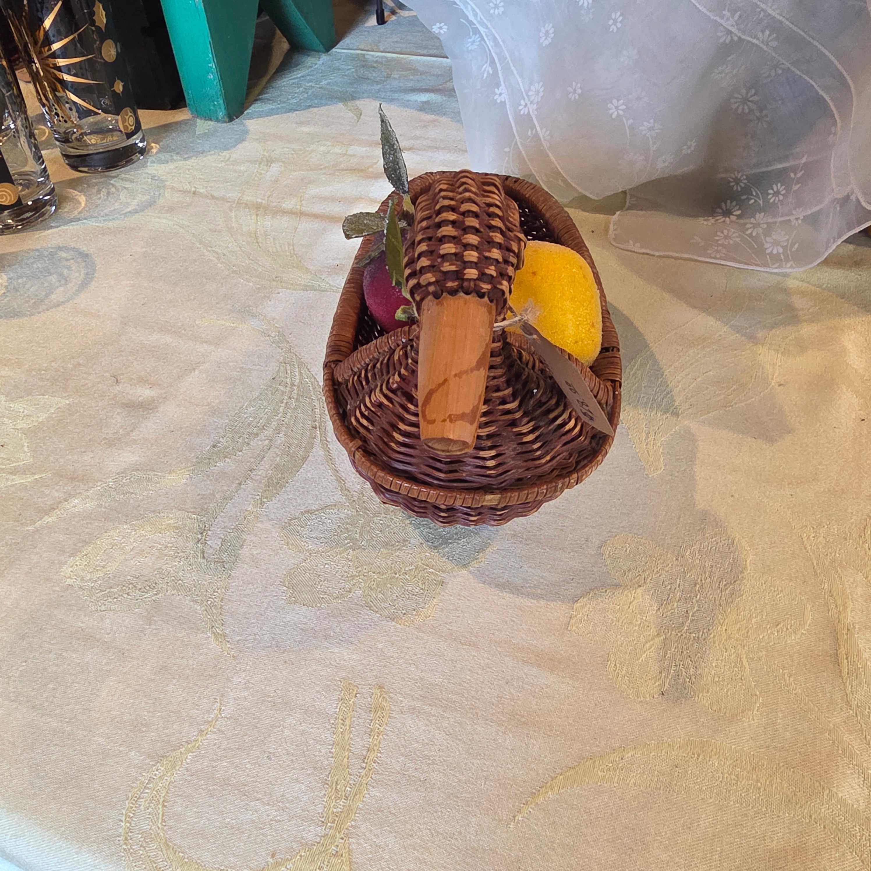 Vintage wicker Duck Basket-w/Fruit