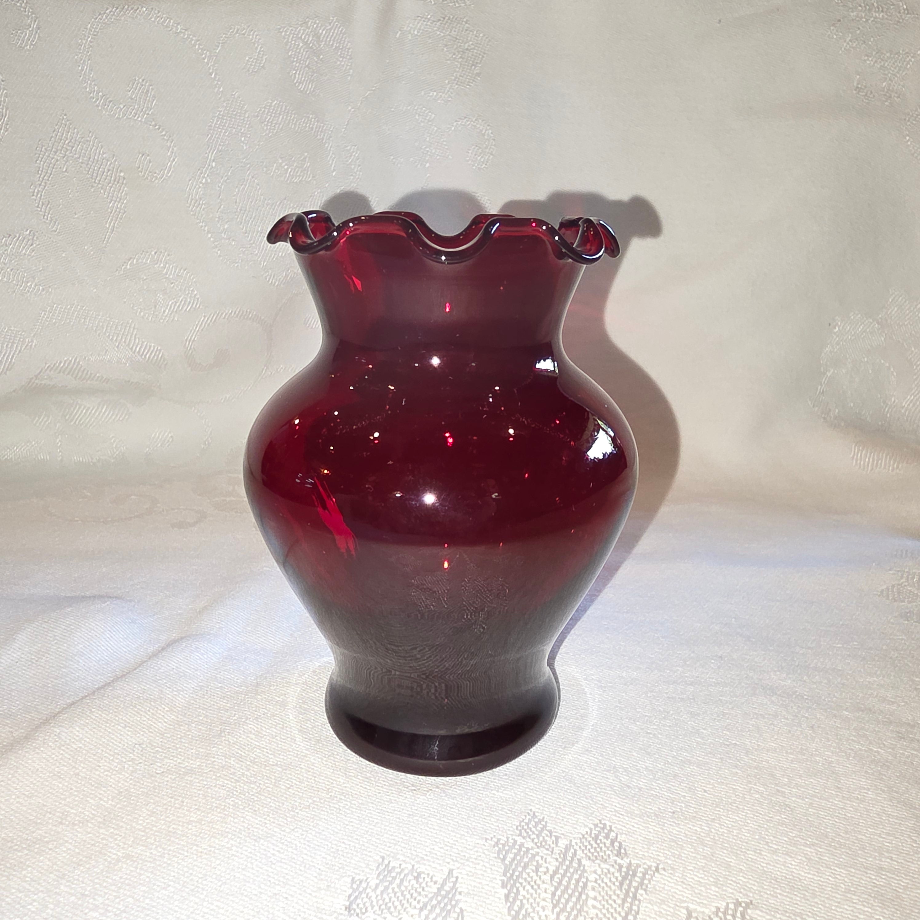 Anchor Hocking Royal Ruby 4" Vase