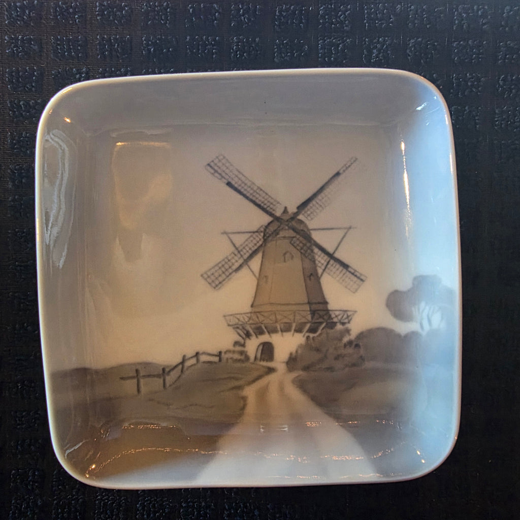 Vintage Bing & Grondahl Windmill Square Trinket Dish Plate Tray B&G Denmark 521